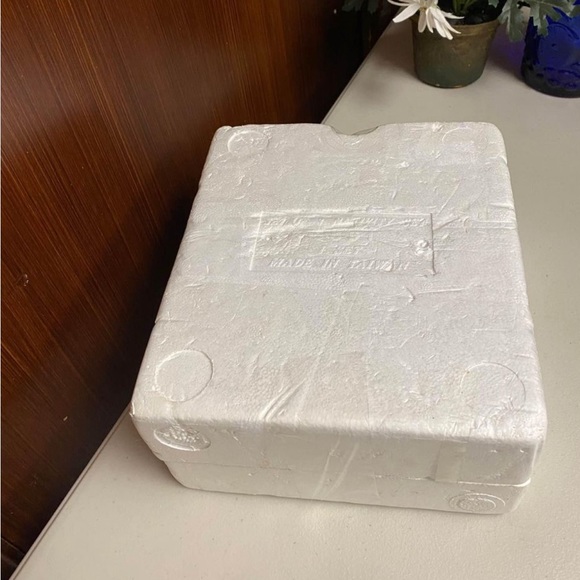 Home interiors vintage porcelain Christmas Nativity Set figurines - Picture 8 of 8